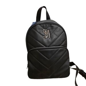 STEVE MADDEN BACKPACK WITH SKINCARE/MAKEUP OR OTHER ITEMS INSIDE